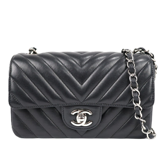 CHANEL 69900 CLASSIC FLAP SMALL SHOULDER BAG