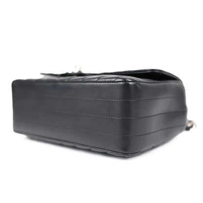 CHANEL 69900 CLASSIC FLAP SMALL SHOULDER BAG