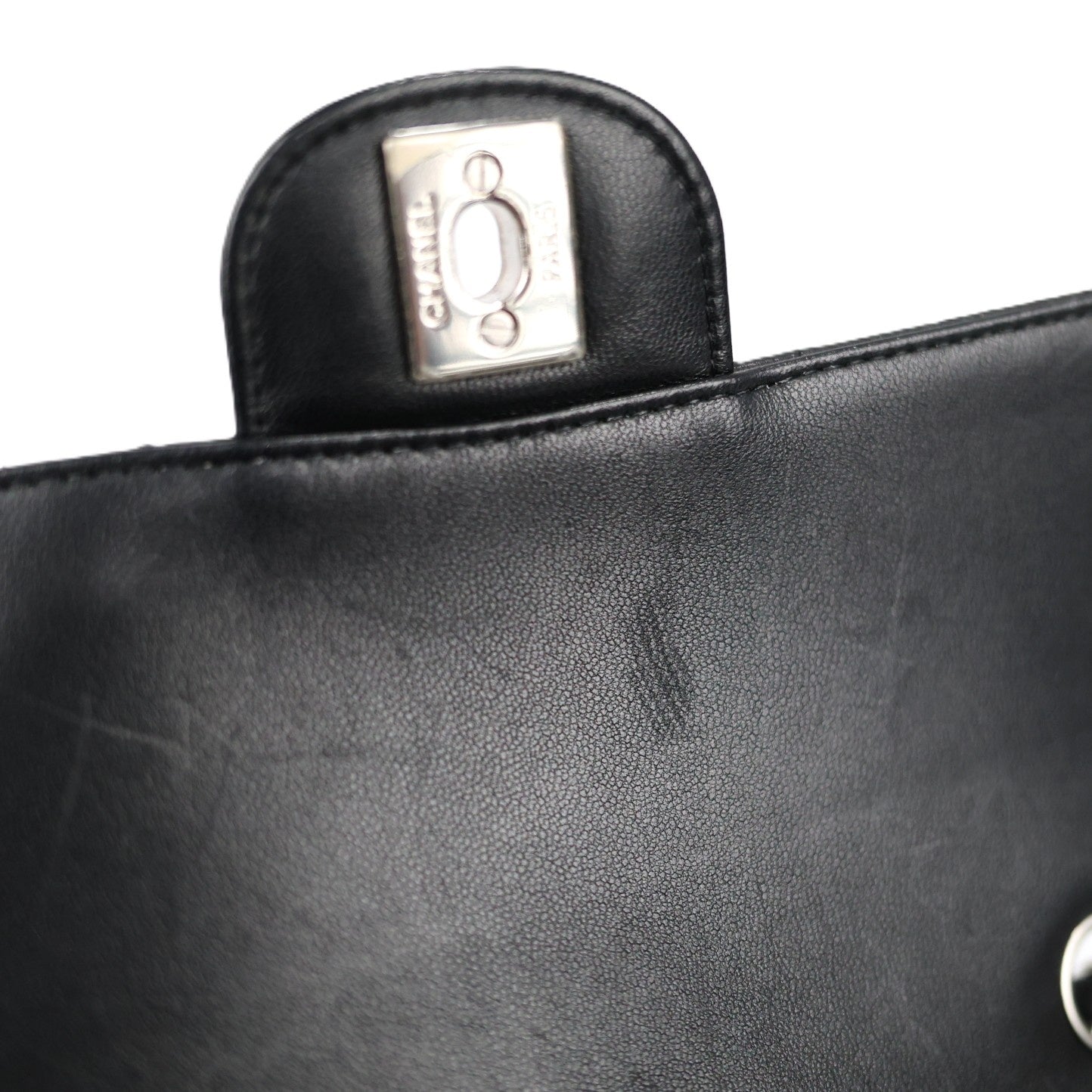 CHANEL 69900 CLASSIC FLAP SMALL SHOULDER BAG