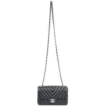 CHANEL 69900 CLASSIC FLAP SMALL SHOULDER BAG