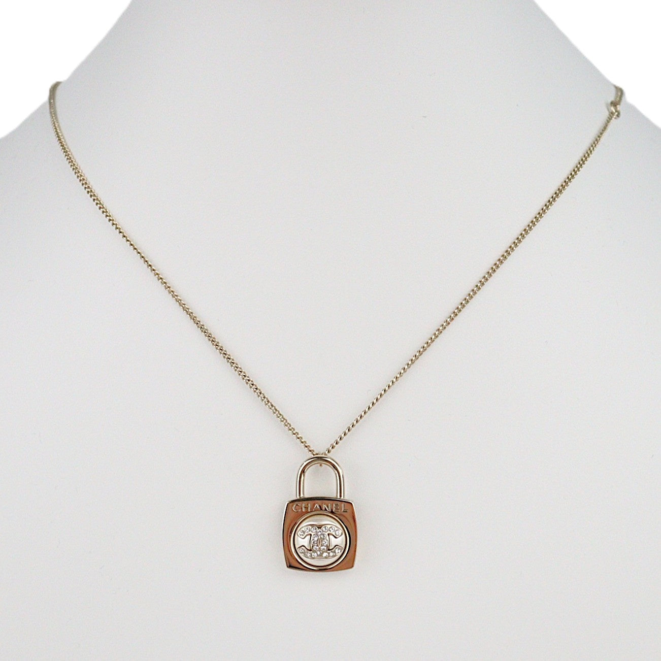 CHANEL NECKLACE
