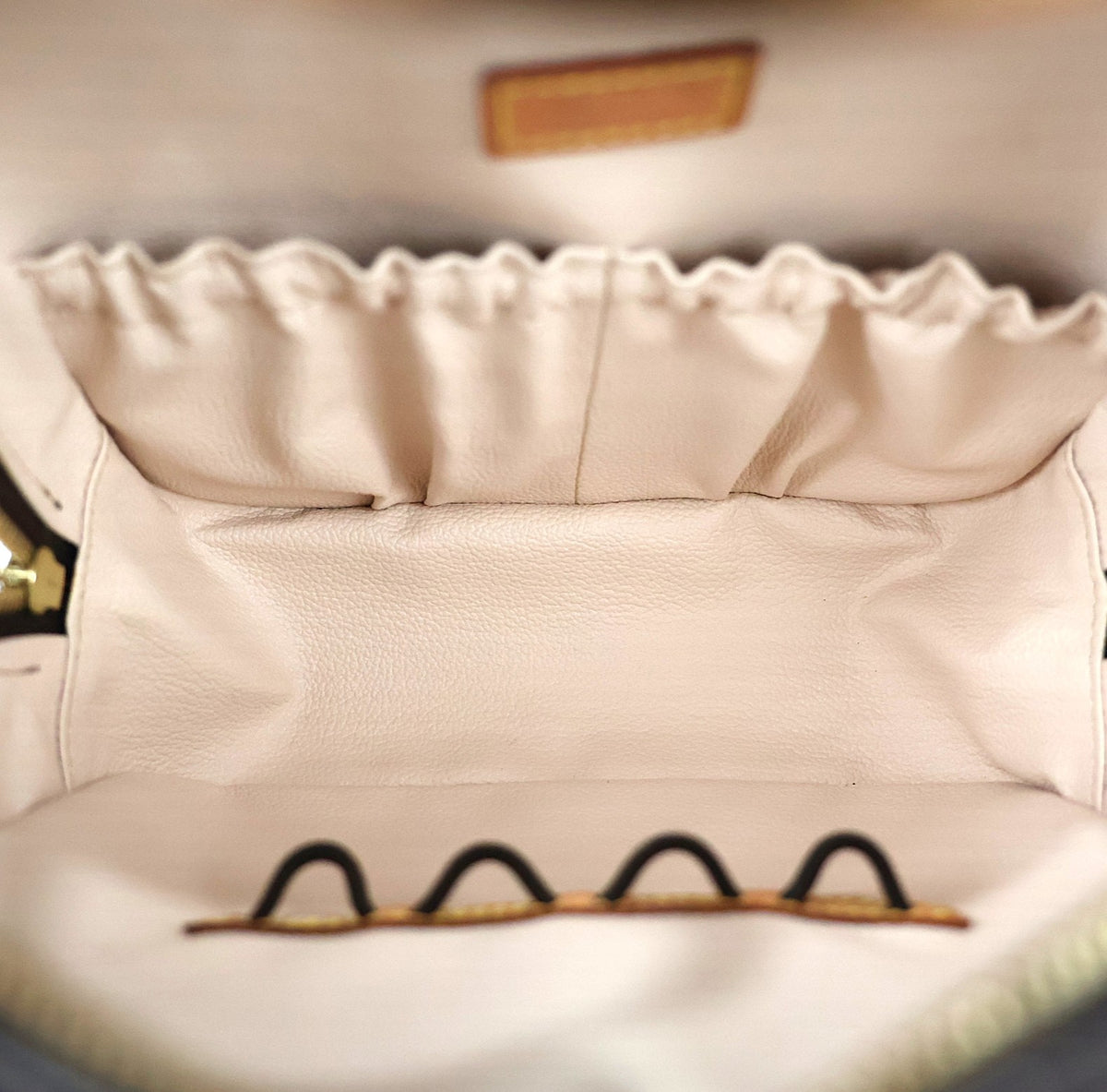 LOUIS VUITTON M47500 SPONTINI HANDBAG