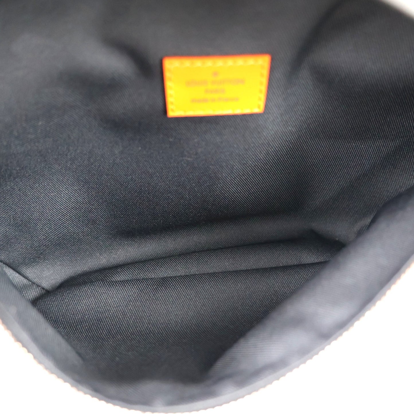 LOUIS VUITTON N40161 DISCOVERY BUMBAG BAG