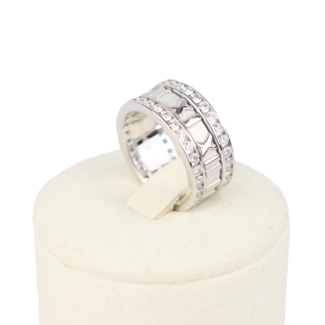 TIFFANY & Co. Atlas Numeric #49.5 Ring
