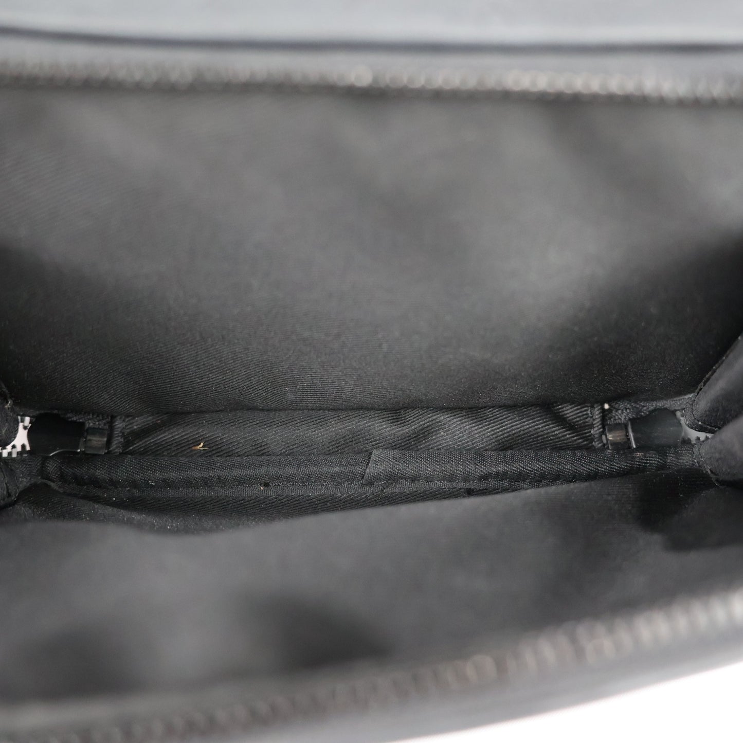 LOUIS VUITTON M82544 ALPHA WEARABLE WALLET MINI BAG
