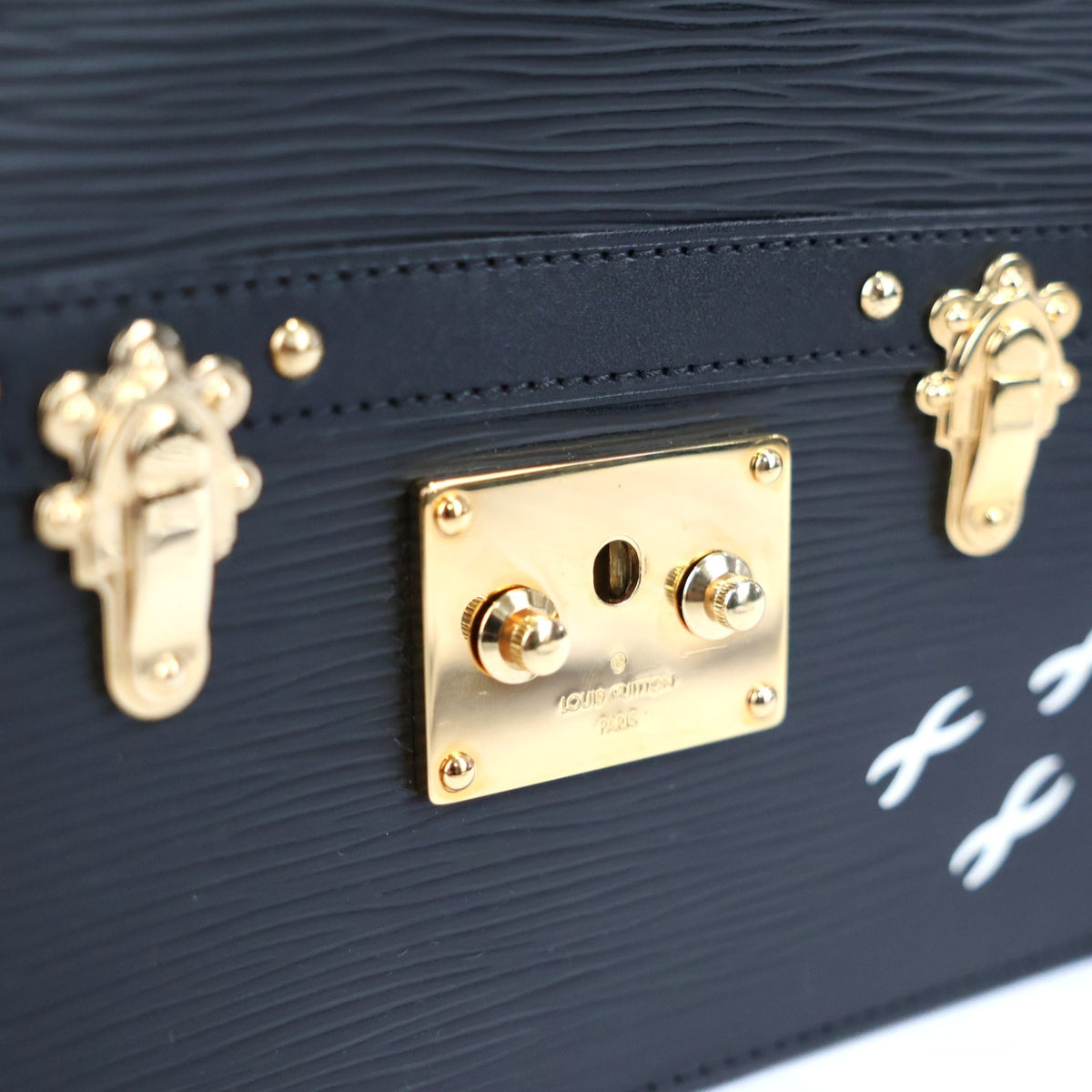 LOUIS VUITTON M53052 TRUNK CLUTCH CROSSBODY BAG