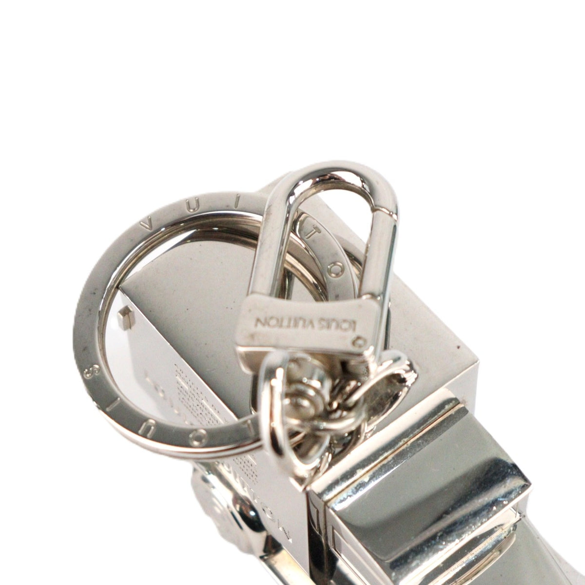 LOUIS VUITTON MP1800 TRAVELER STAMP STRAP KEY RING