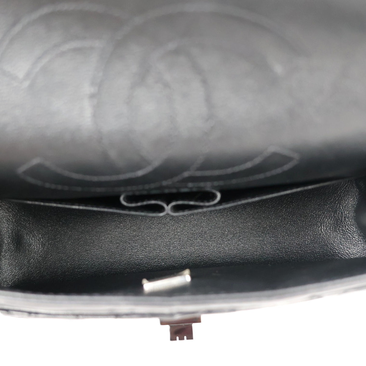 CHANEL 37586 2.55 MEDIUM SHOULDER BAG