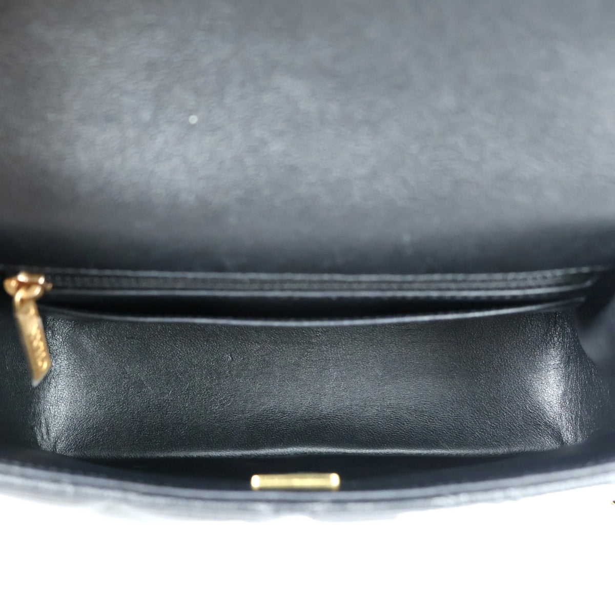 CHANEL AS4384 SHOULDER BAG