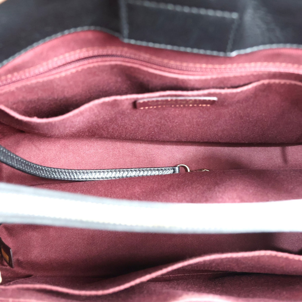 CHANEL A69930 MEDIUM TOTE BAG