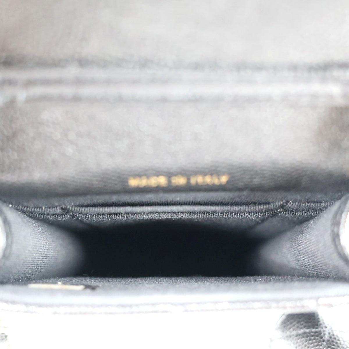 CHANEL AP2742 PHONE HOLDER