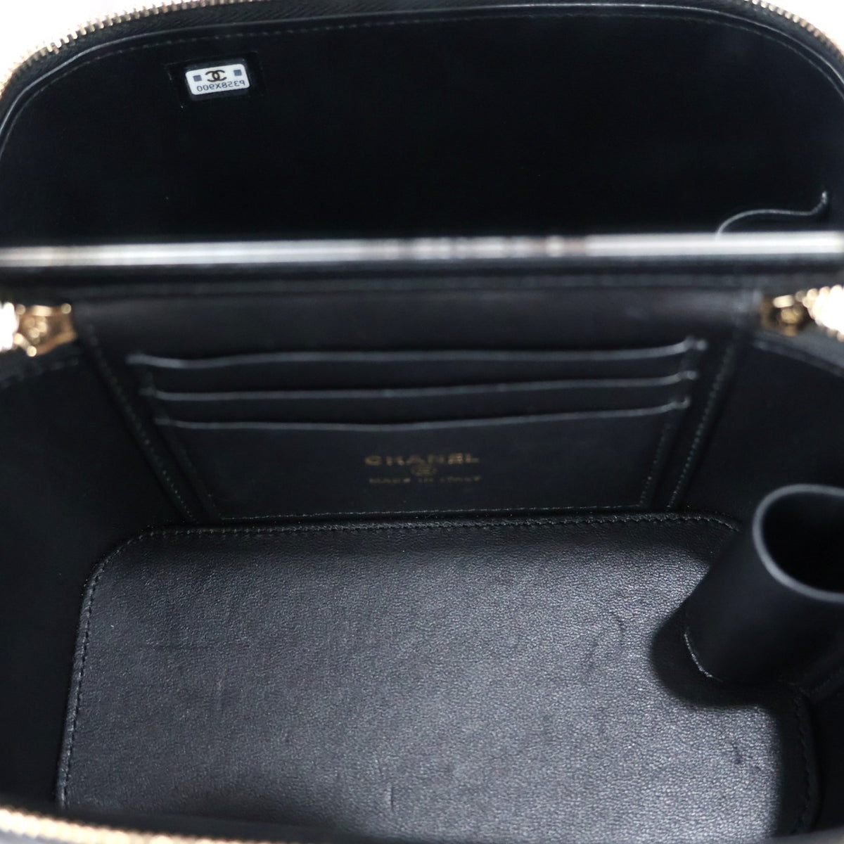 CHANEL AP2199 VANITY BAG