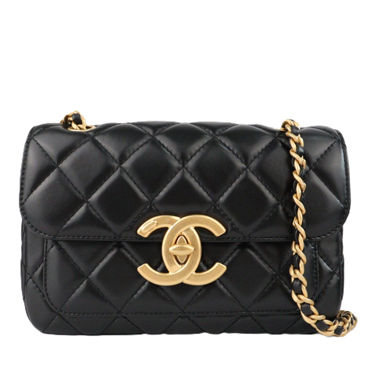 CHANEL SHOULDER BAG