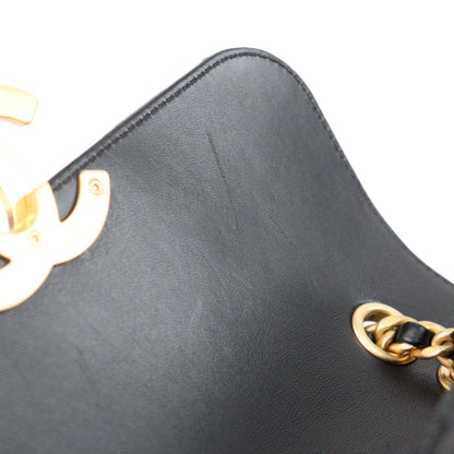 CHANEL SHOULDER BAG