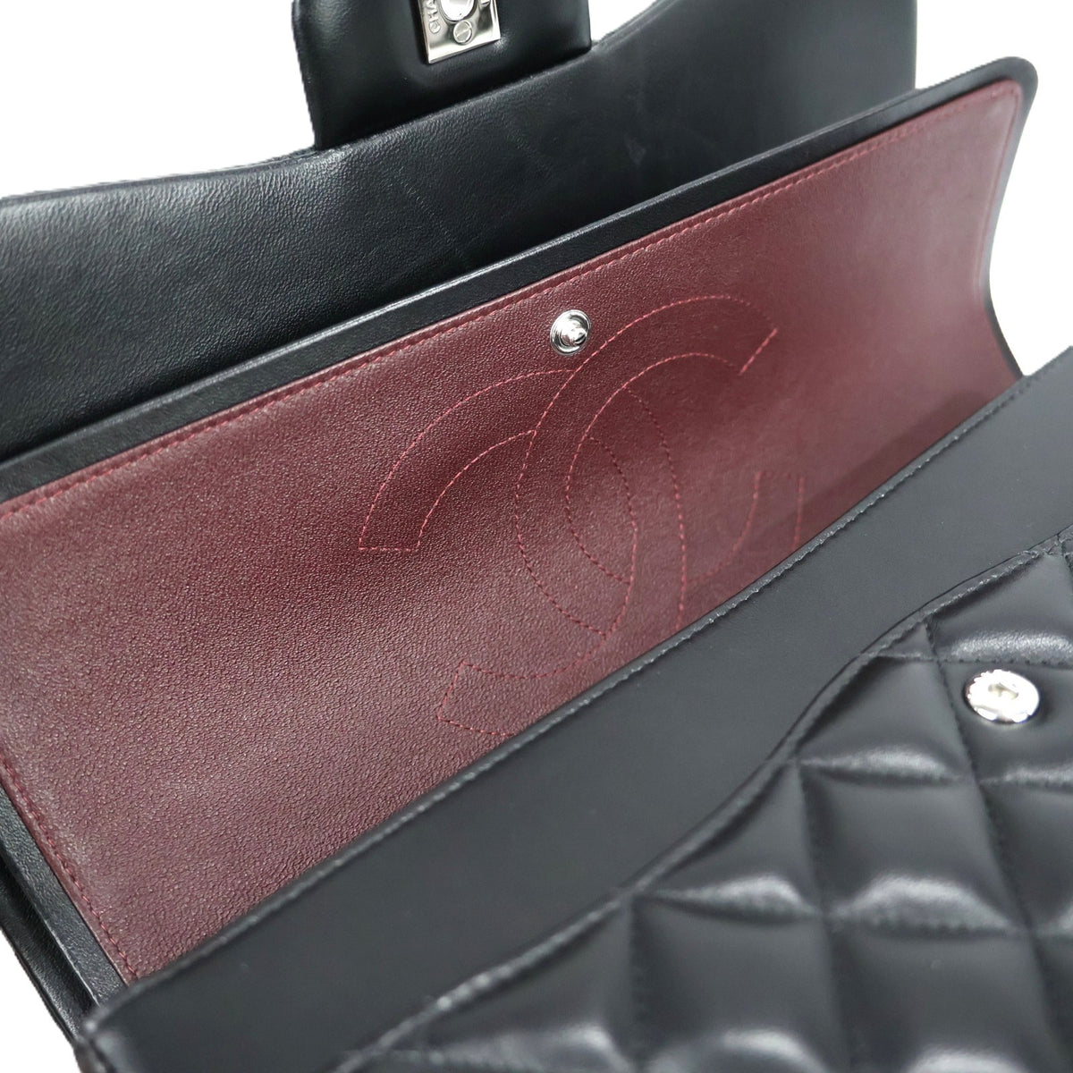 CHANEL 58600 CLASSIC FLAP LARGE SHOULDER BAG
