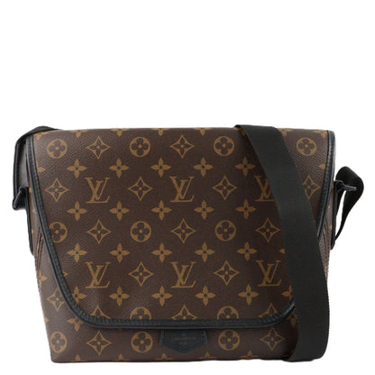 LOUIS VUITTON M45557 MAGNETIC MESSENGER CROSSBODY BAG