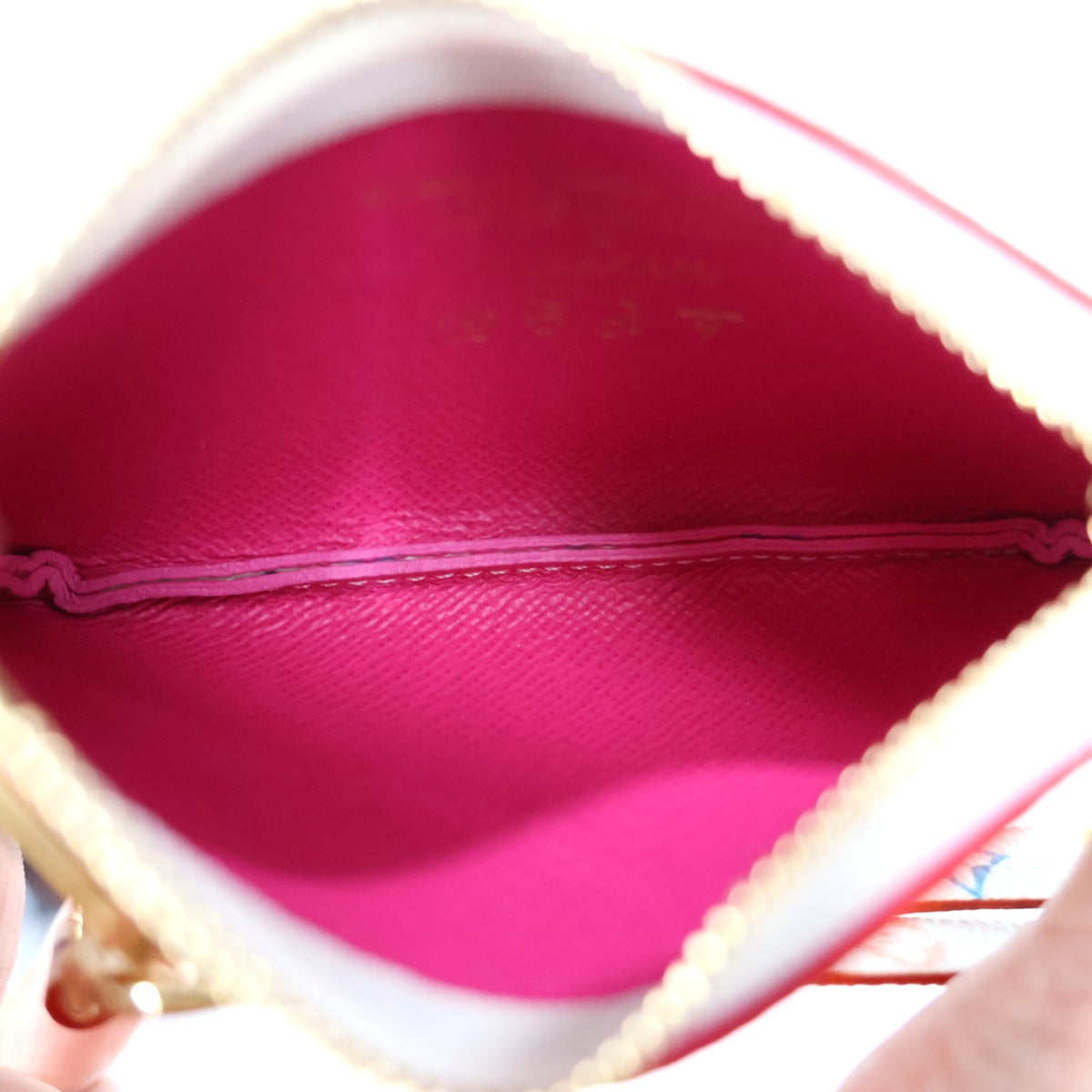 LOUIS VUITTON M14099 PHONE HOLDER
