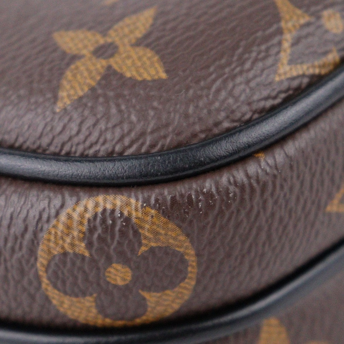 LOUIS VUITTON M45806 S LOCK MESSENGER CROSSBODY BAG
