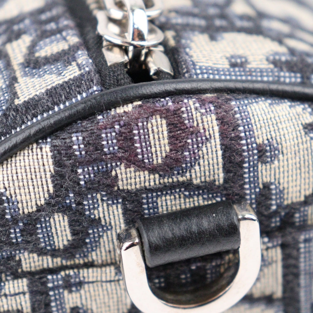 DIOR IROPO061YKY ROLLER CROSSBODY BAG