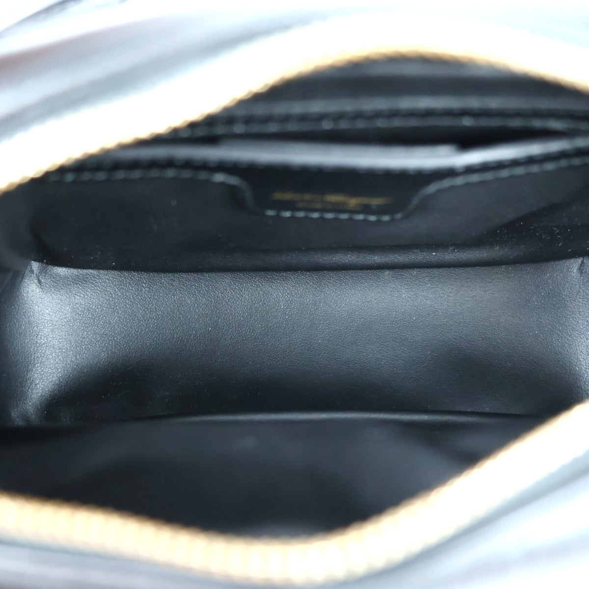 FERRAGAMO 21 H498 VARA MINI BAG