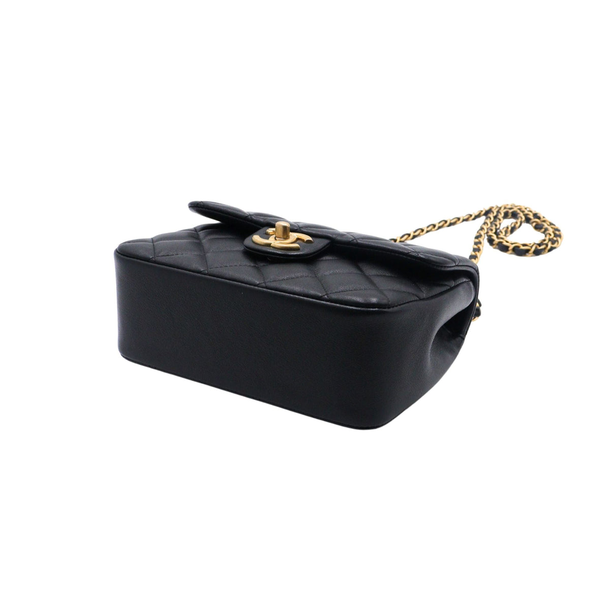 CHANEL AS4384